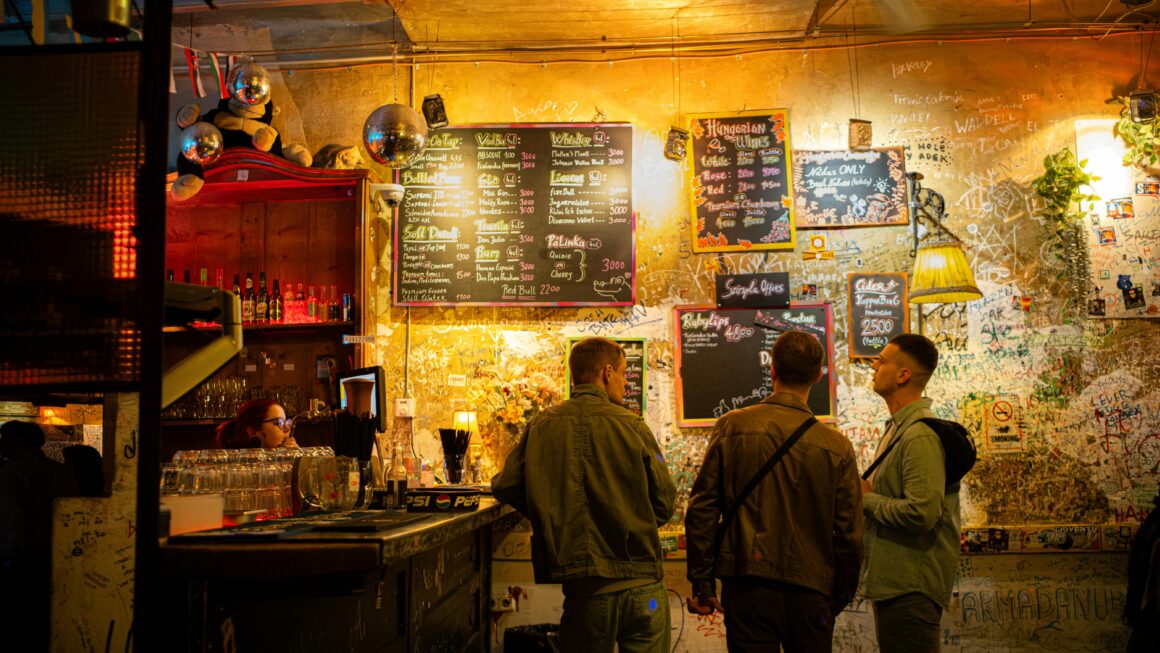 bar in der nähe